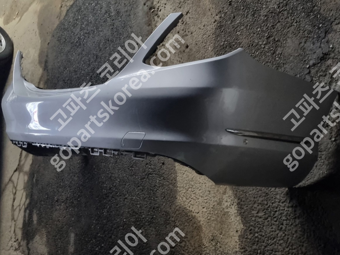 벤츠 C클래스 W205 뒷범퍼 상단 사이드크롬타입 사진 3