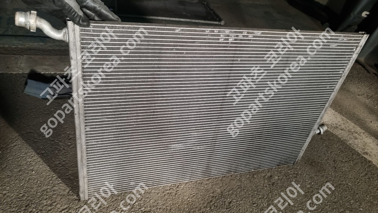 벤츠 C클래스 W205 앞범퍼 보조라디에이터보조쿨러 사진 2