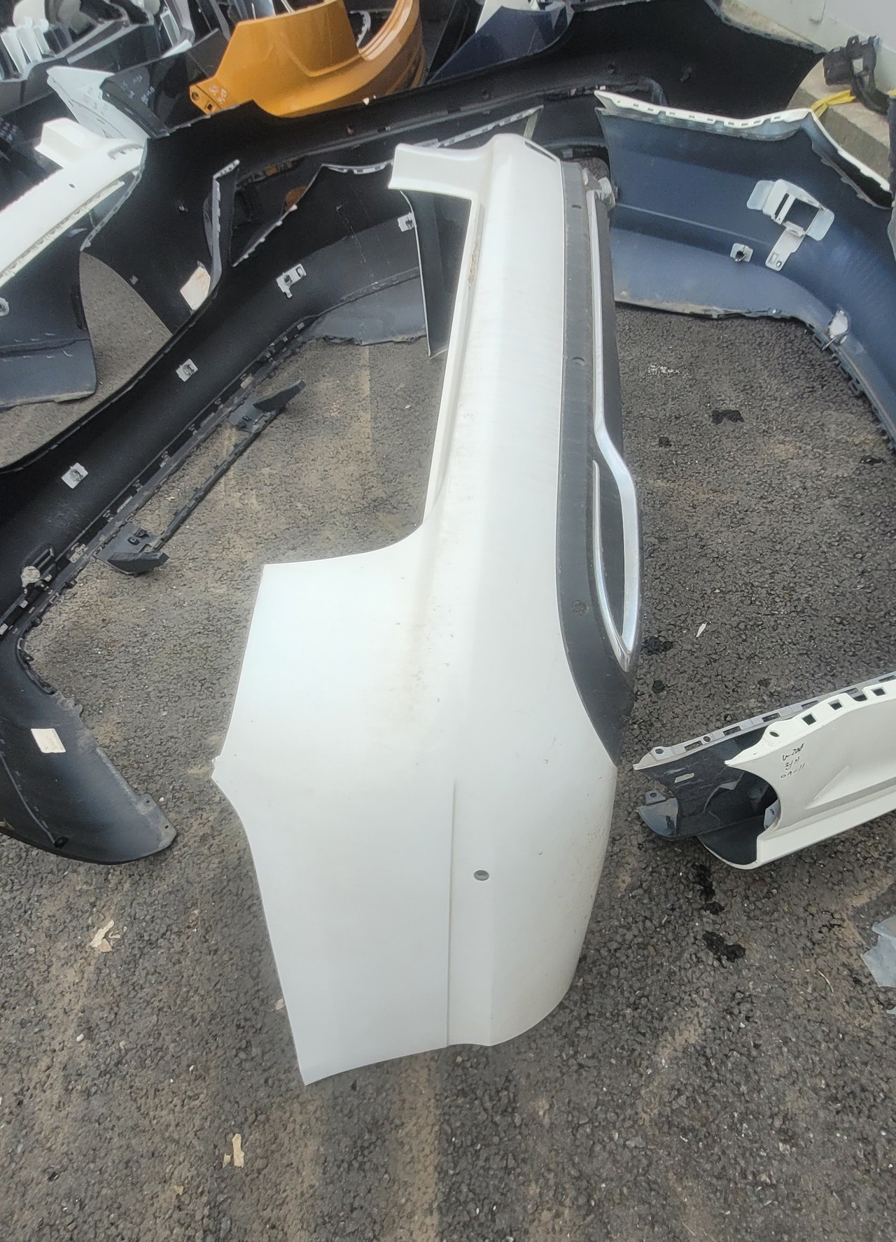 메르세데스 벤츠 C클래스 W205 전기 뒷범퍼 웨건타입 중고