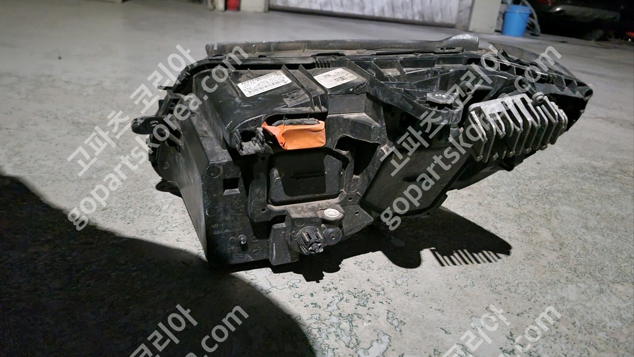 메르세데스 벤츠 C클래스 W205 전기 헤드라이트 조수석 중고