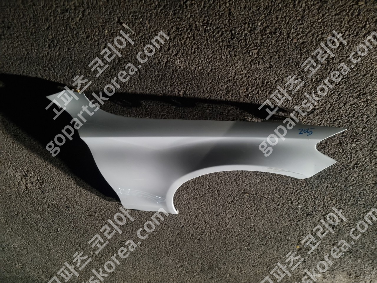 벤츠 C클래스 W205 휀더 조수석 앞휀더 사진 2