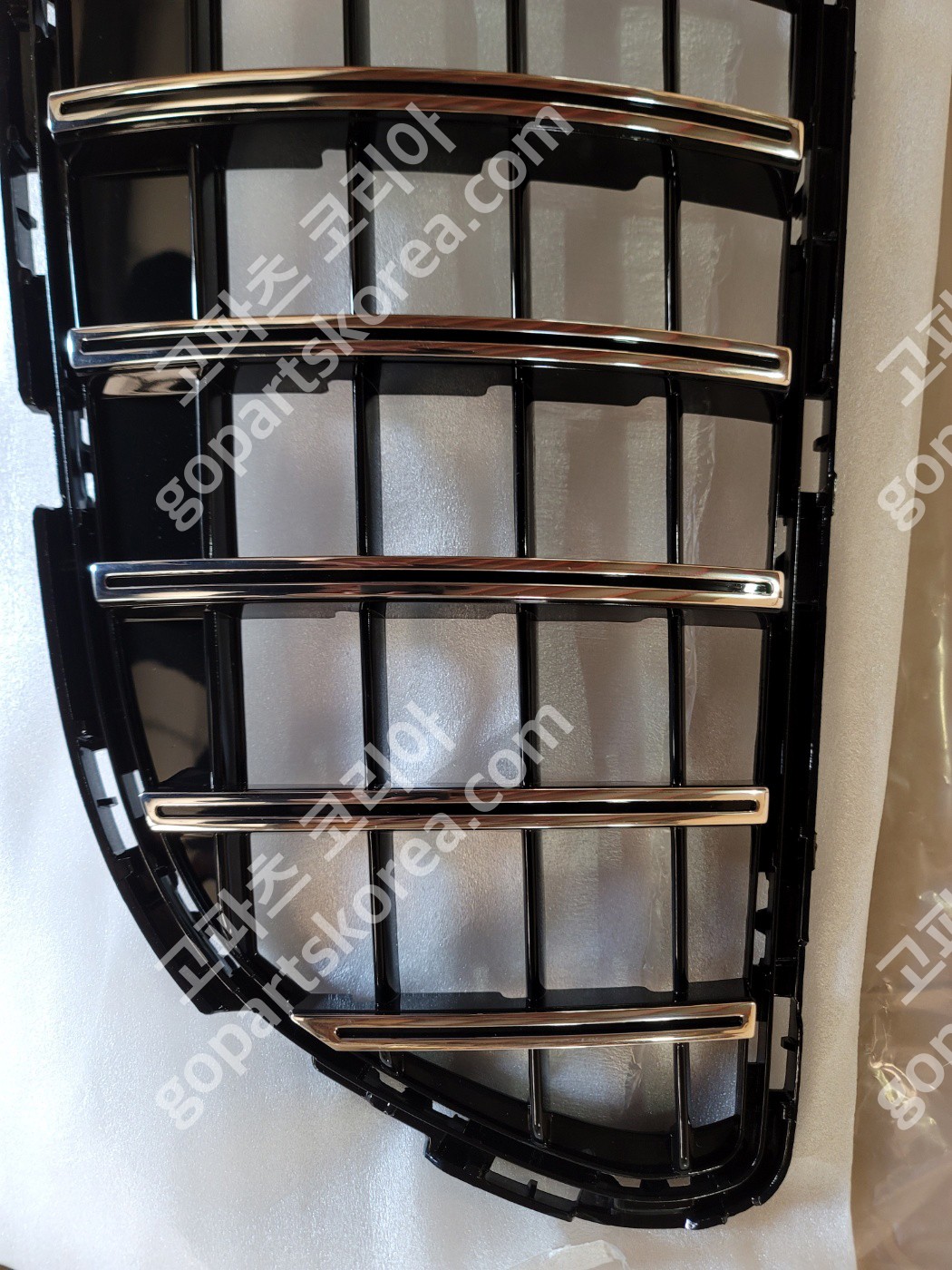 벤츠 CLS W218 후기 라디에터 GT룩 에프터신품 사진 2