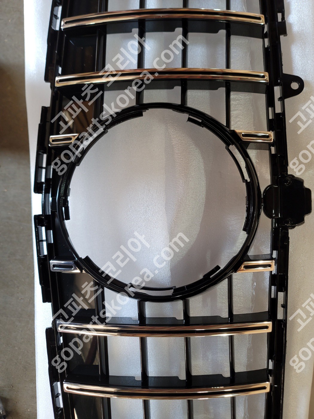 벤츠 CLS W218 후기 라디에터 GT룩 에프터신품 사진 3