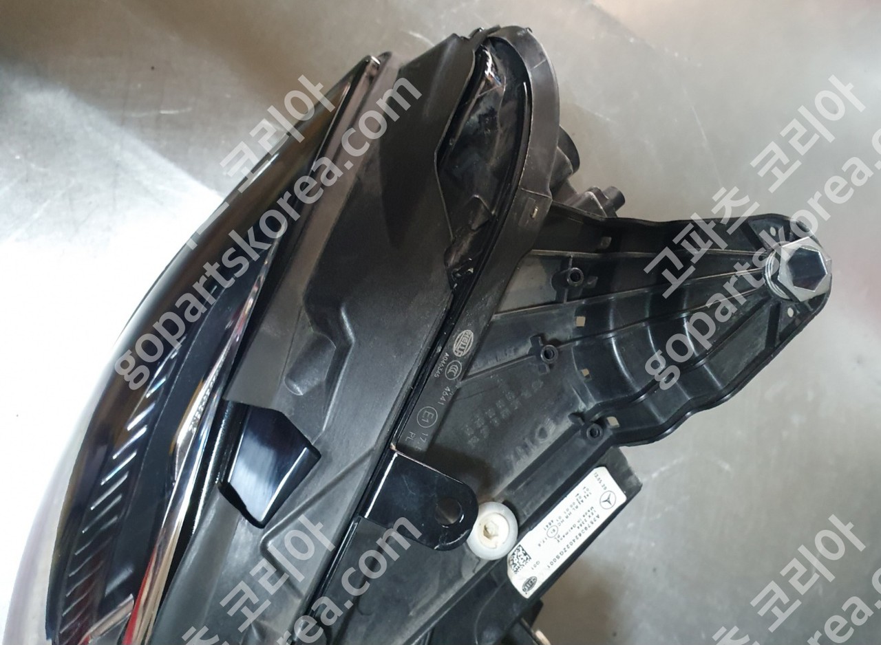 벤츠 CLS클래스 W257 전기 헤드라이트 조수석 5핀 4구타입 사진 2