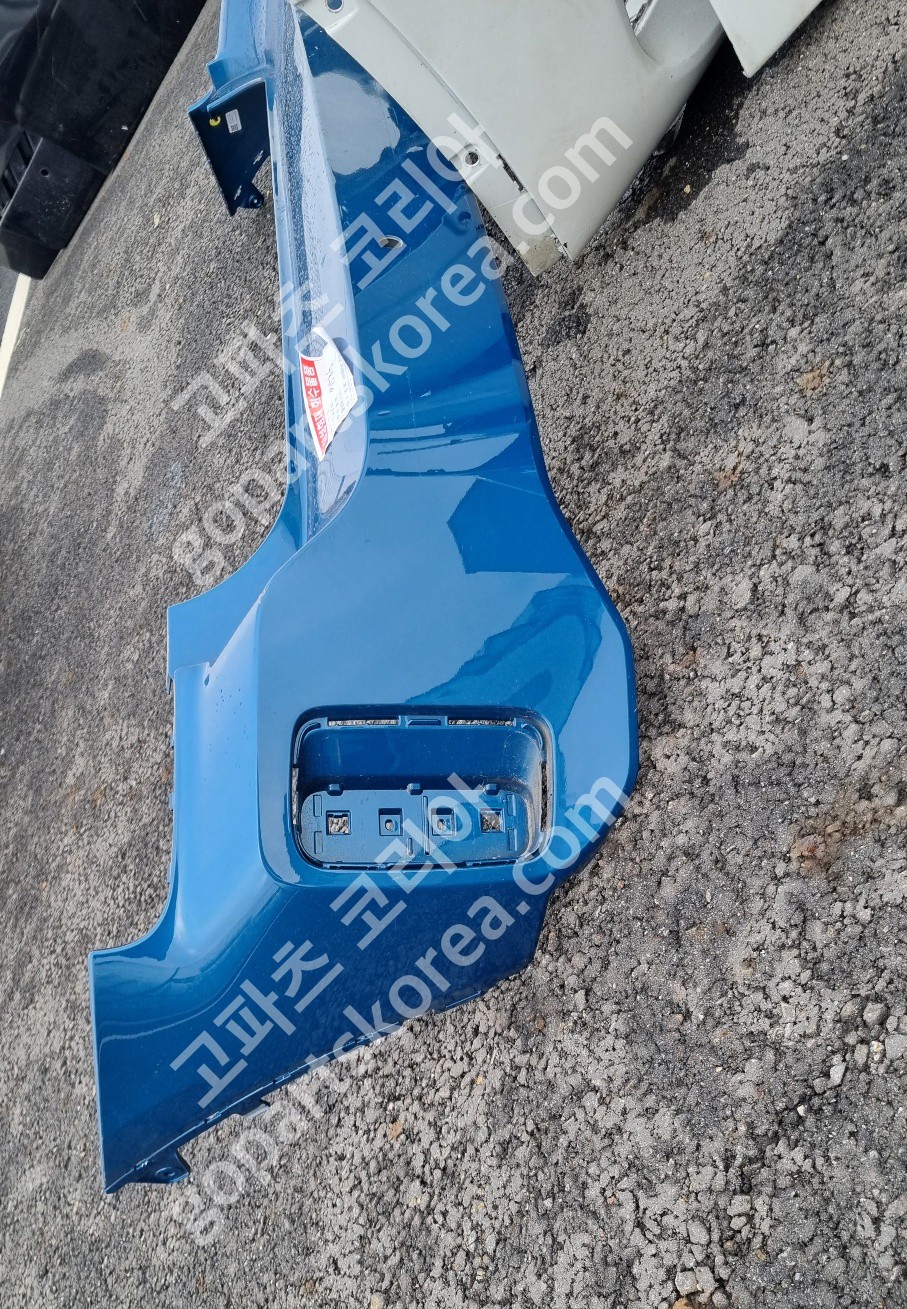 미니 컨트리맨 F60 뒷범퍼 중고