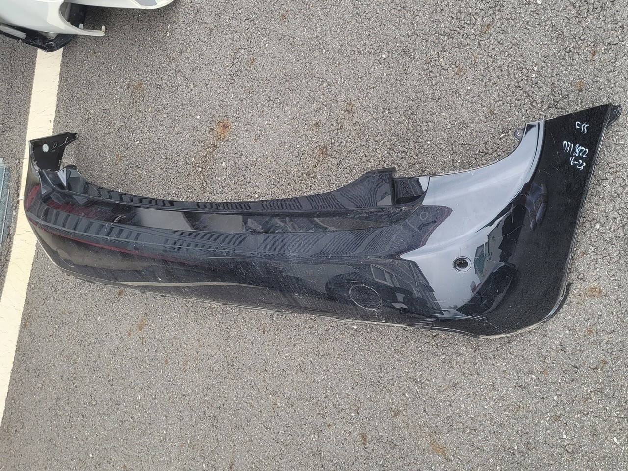 미니 쿠퍼 F55 뒷범퍼 중고