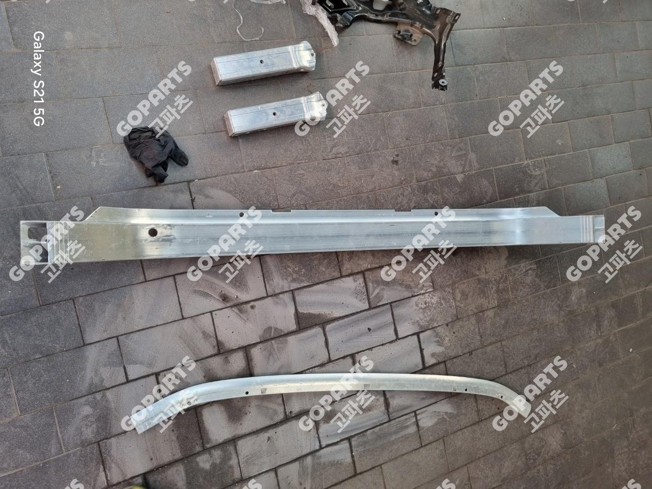 미니 쿠퍼 F55 F56 F57 3도어 5도어 컨버터블 전면하단레일앞레인포스멘트 앞레일포스먼트 중고