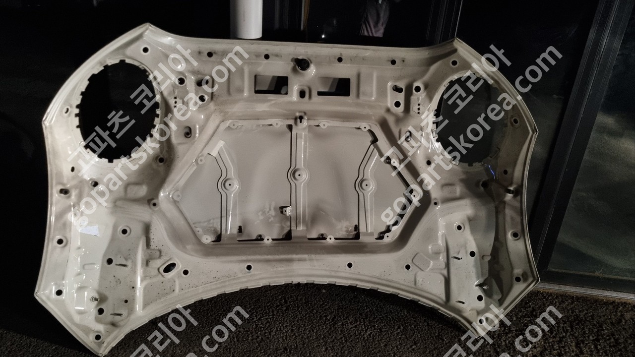 미니 쿠퍼 F56 본네트 사진 2