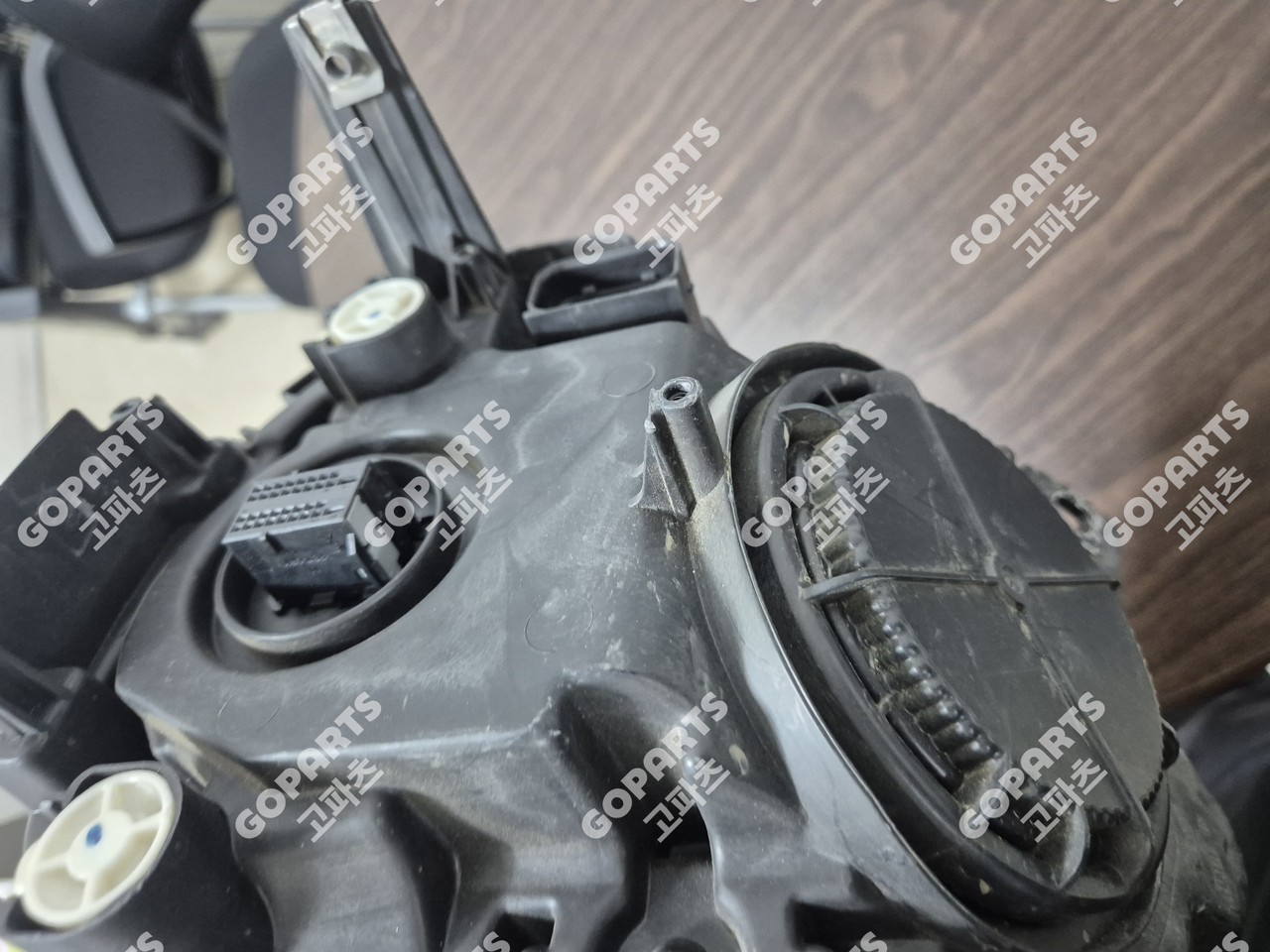 미니 쿠퍼 F56 조수석 헤드라이트 사진 2