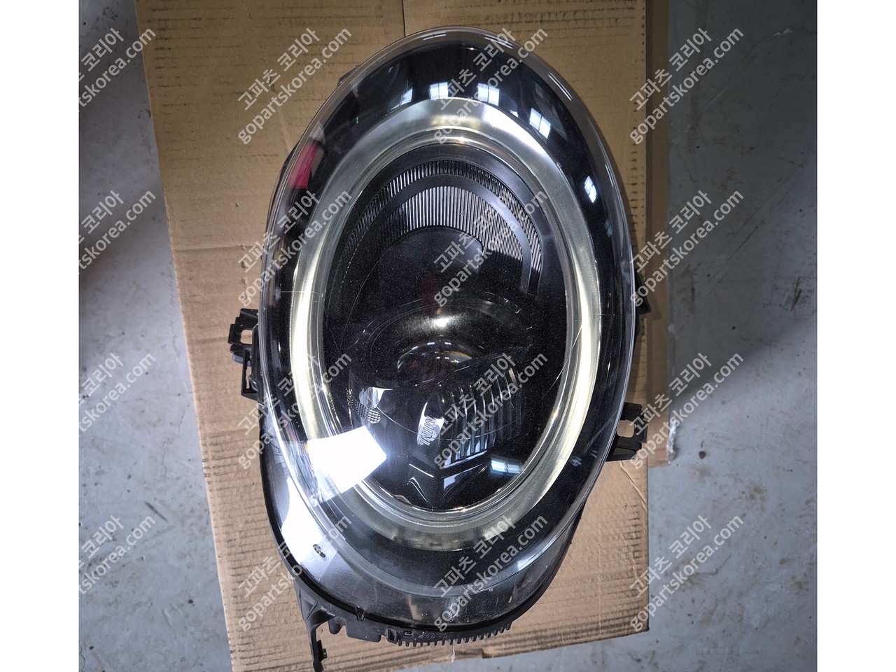 미니 쿠퍼 F56 헤드라이트 운전석 사진 4