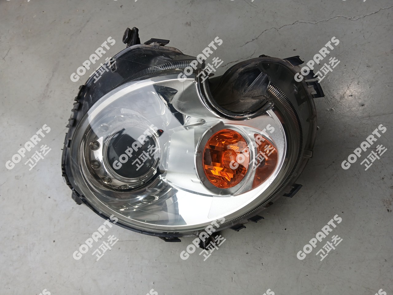 미니 2세대 R55 R56 R57 R58 조수석헤드라이트제논 모듈4발체결타입 모듈볼트4개 사진 4