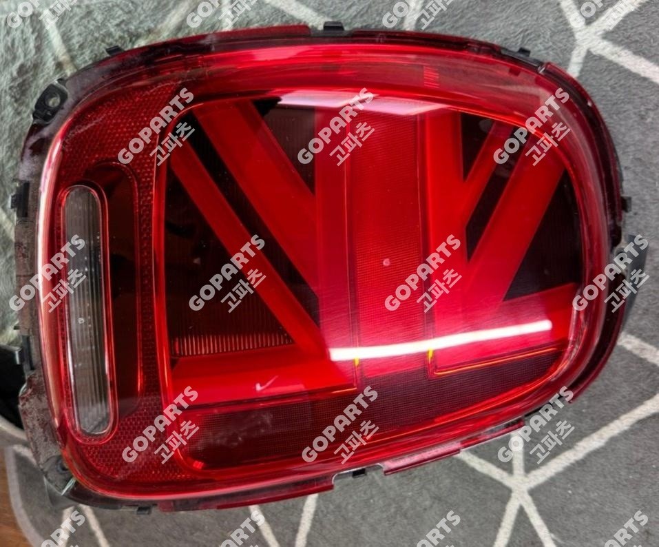 미니쿠퍼 F54 5도어후기 F55쿠페 3도어후기 F56 컨버터블후기 운전석후미등브레이크등 중고