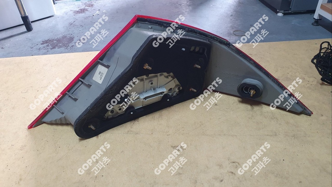 벤츠 CLS W219 후기형 운전석후미등테일램프 사진 2