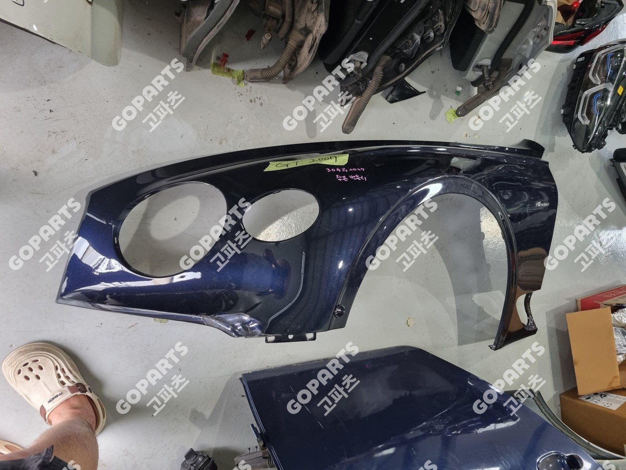 벤틀리 컨티넨탈GT 3세대 운전석전휀더앞휀더프론트펜더 사진 3