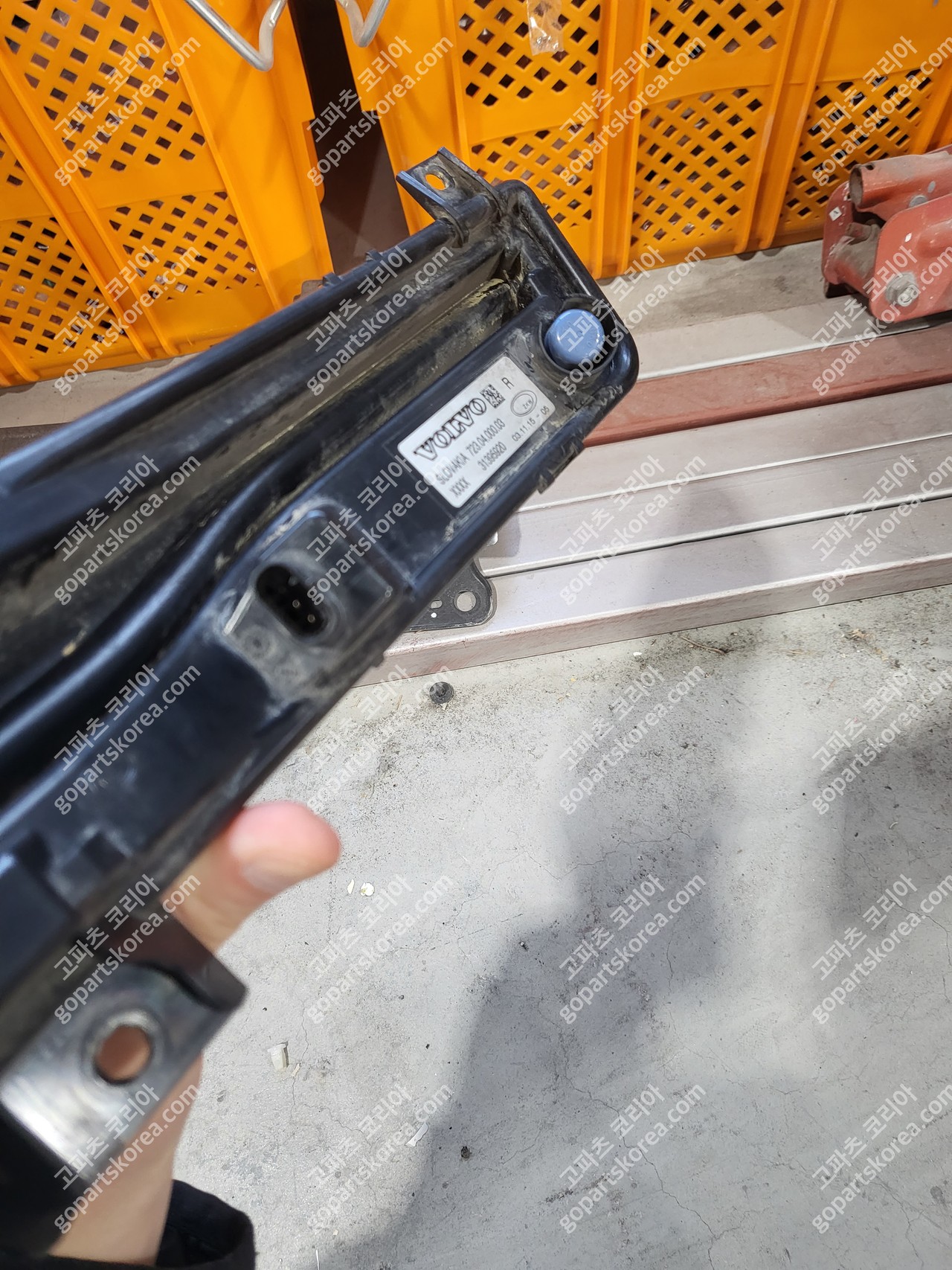 볼보 D2 V40 안개등 조수석 중고