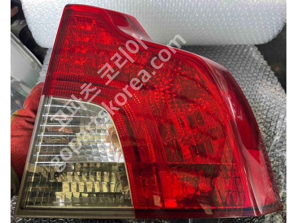 볼보 S40 테일램프 조수석 사진 3