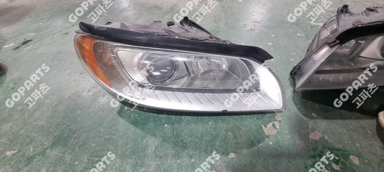 볼보 S80 2세대 전기 조수석헤드라이트전조등램프 중고