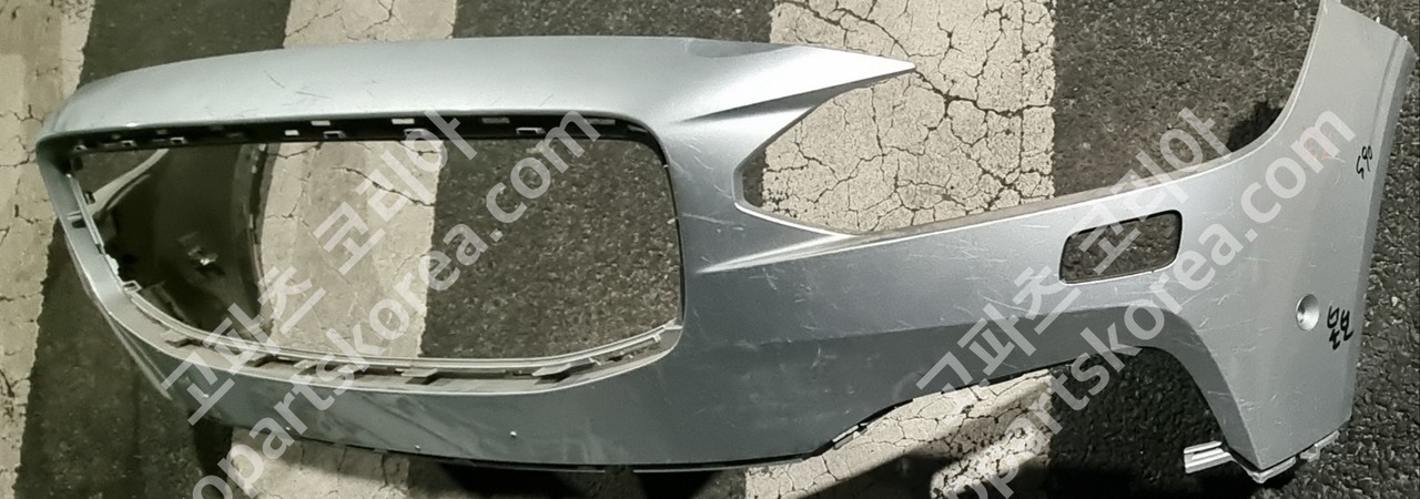 볼보 S90 앞범퍼 물노즐O타입 TPSTJ2RN 중고