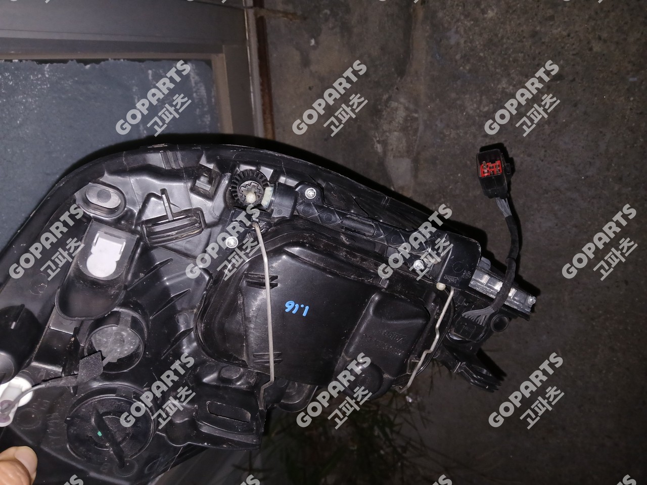 볼보 XC60 1세대 전기형 조수석헤드라이트 사진 3