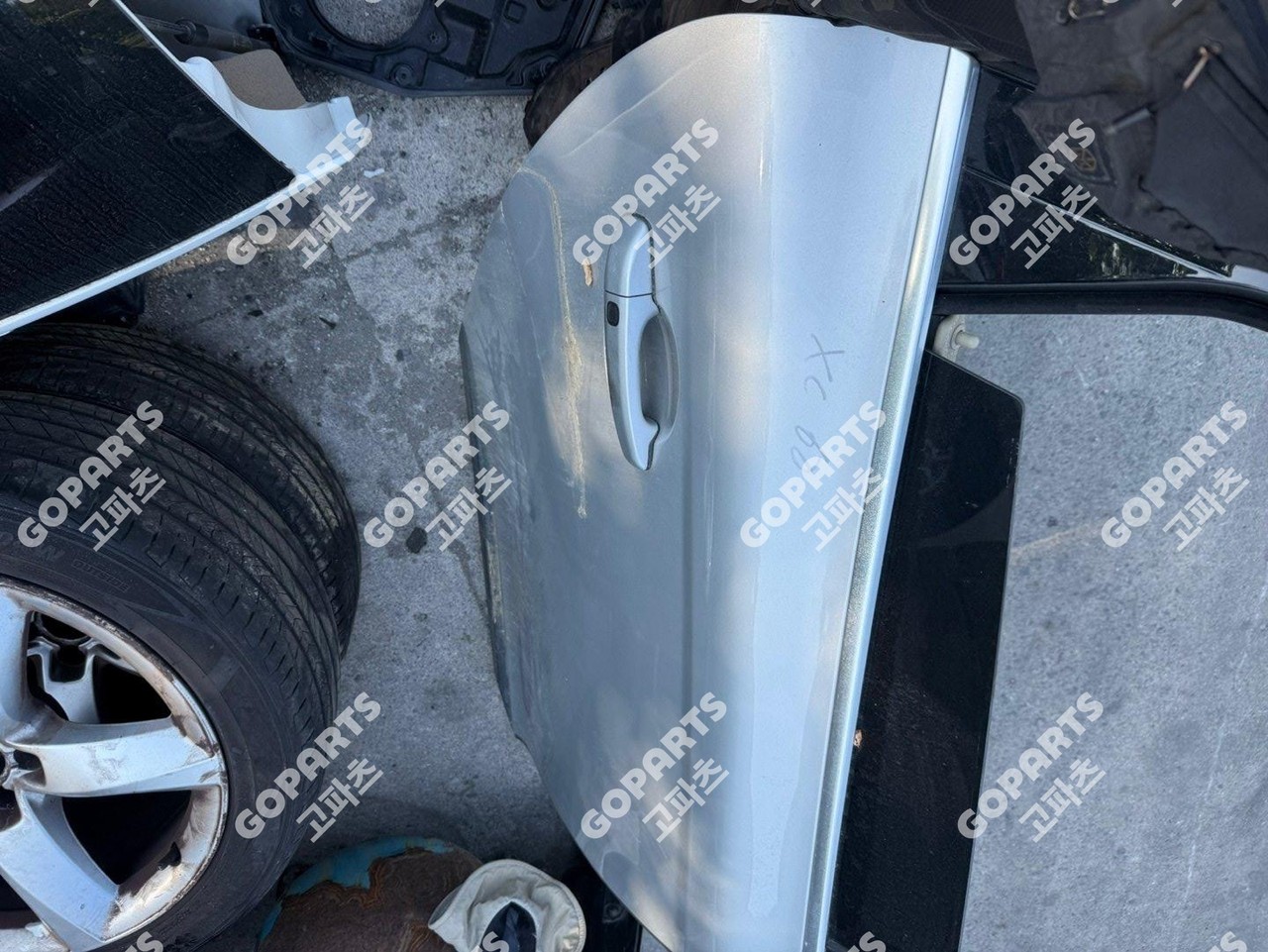 볼보 XC60 1세대 조수석뒷도어후도어리어문짝 중고