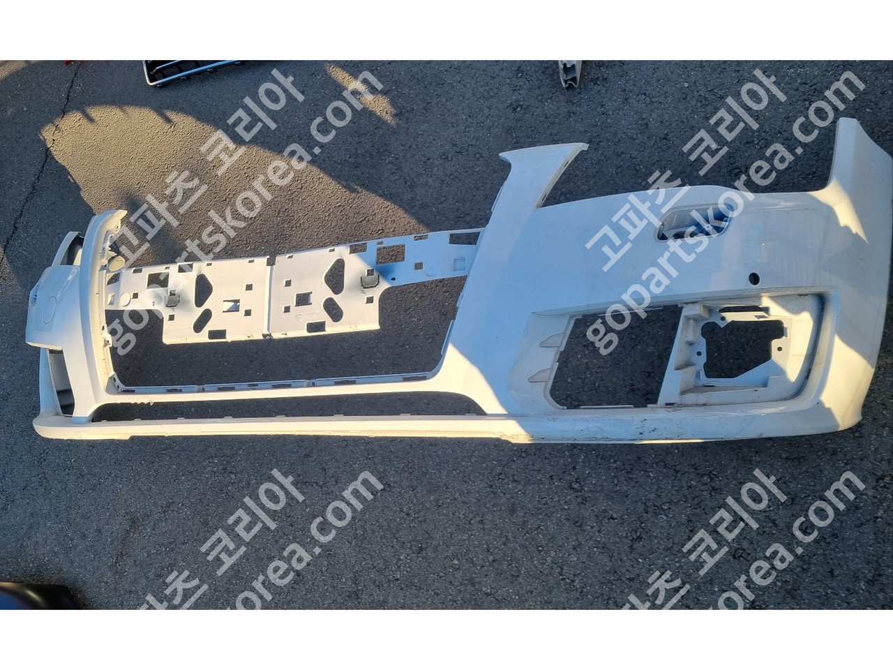 아우디 4G8 전기 앞범퍼 중고