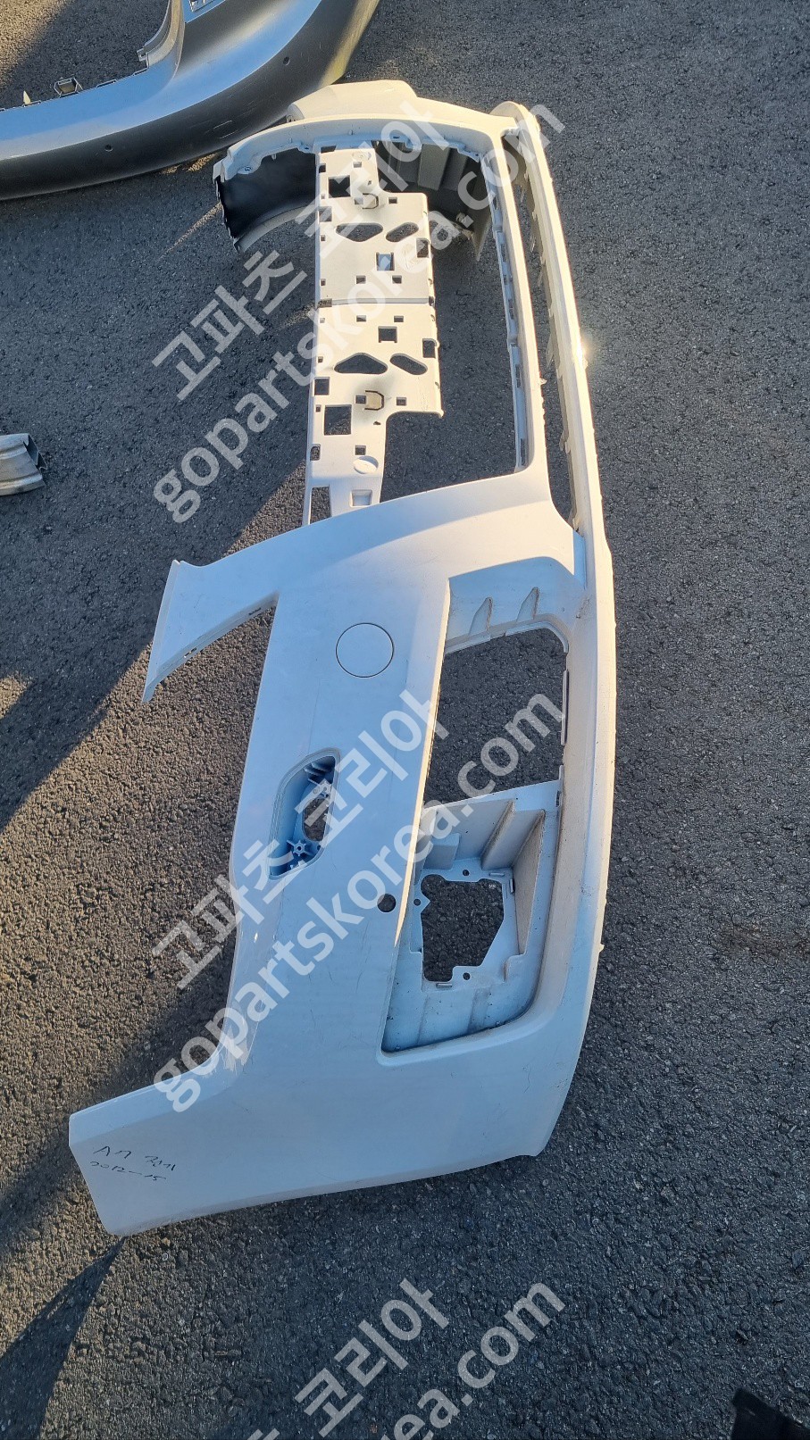 아우디 4G8 전기 앞범퍼 사진 3