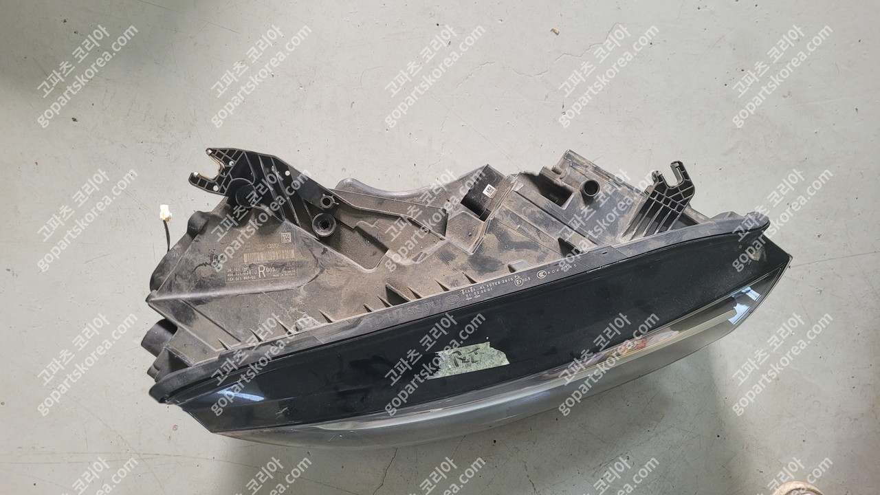 아우디 4G8 후기 헤드라이트 조수석 사진 4