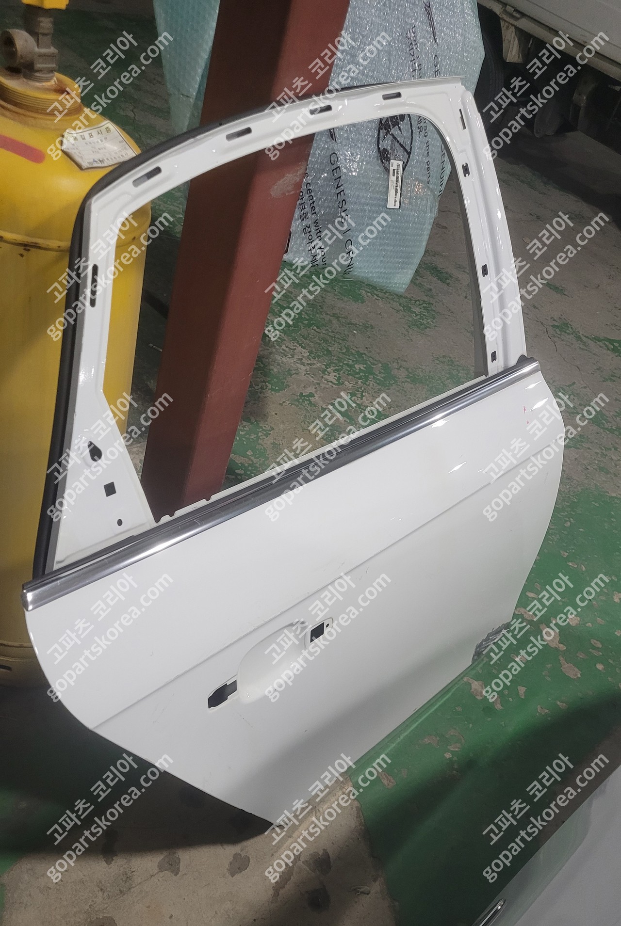 아우디 A4 B8 도어 조수석 뒷도어 중고