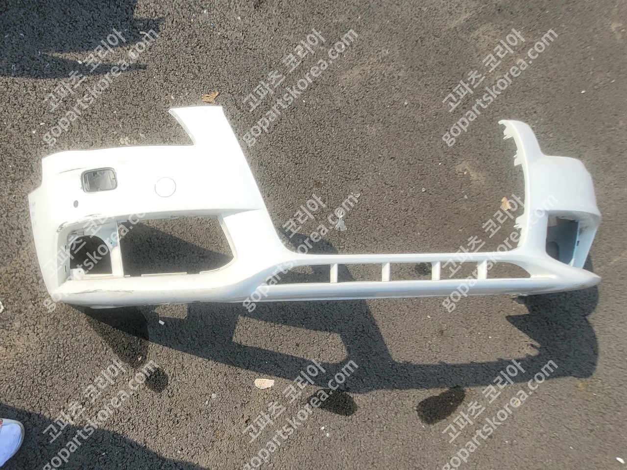 아우디 A4 B8 전기 앞범퍼 일반타입 센서O 사진 2