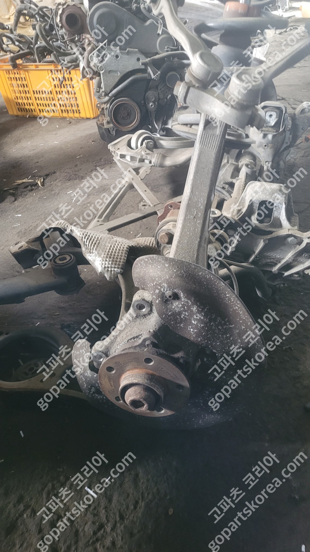 아우디 A4 B8 하체 2륜 앗세이 중고