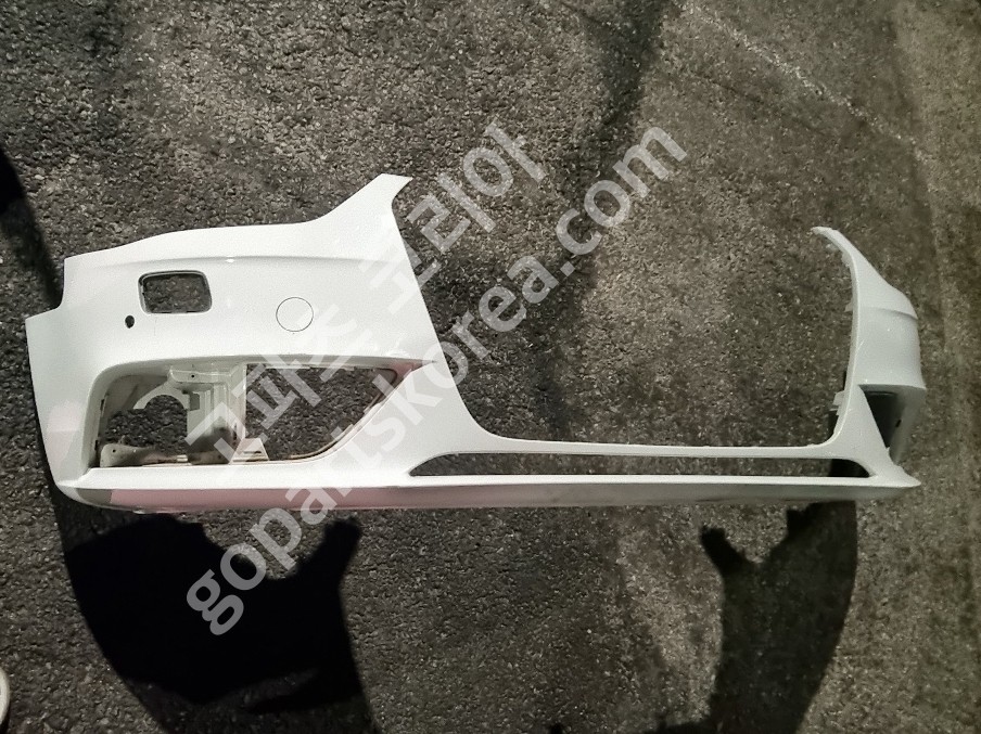 아우디 A4 B8 후기 앞범퍼 노즐O 센서2구 사진 2