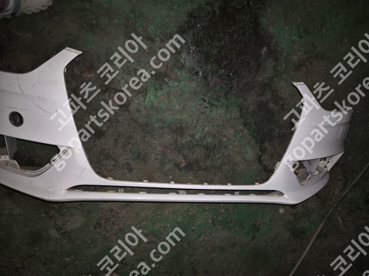 아우디 A4 B8 후기 앞범퍼 사진 2
