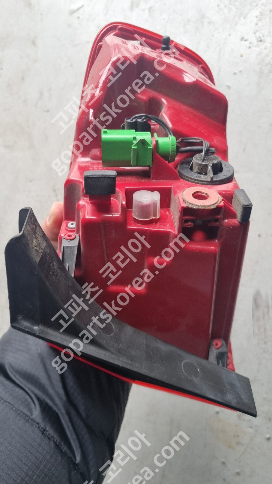 아우디 A4 B8 후기 테일램프 운전석 사진 2