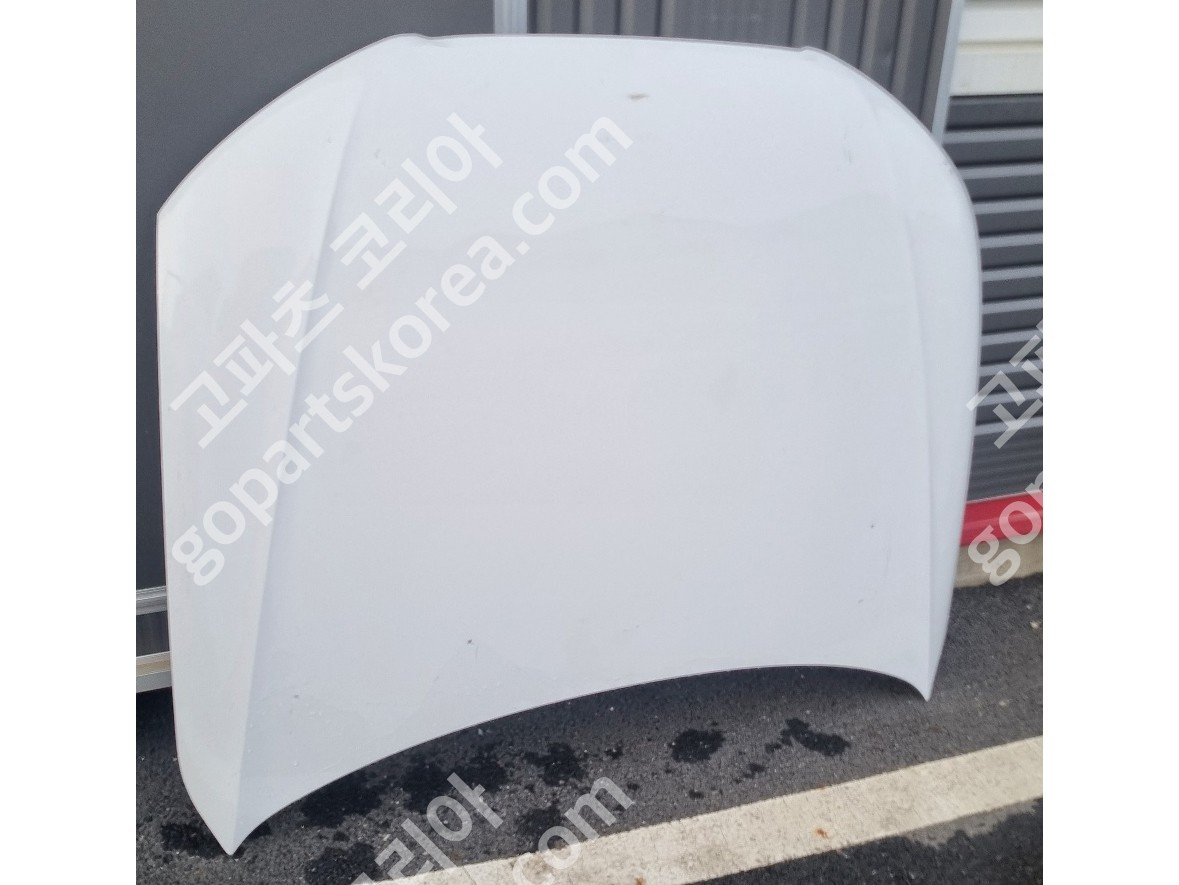 아우디 A4 B8 8K 후기 본네트 사진 2