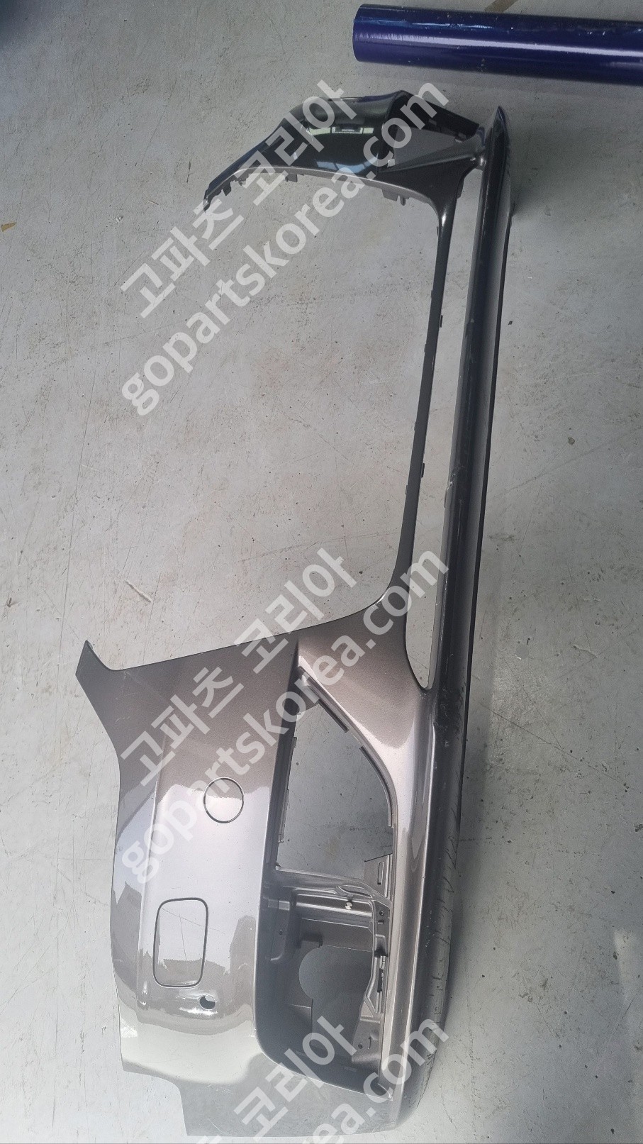 아우디 A4 B8 8K 후기 앞범퍼 노즐2구 센서2구 중고