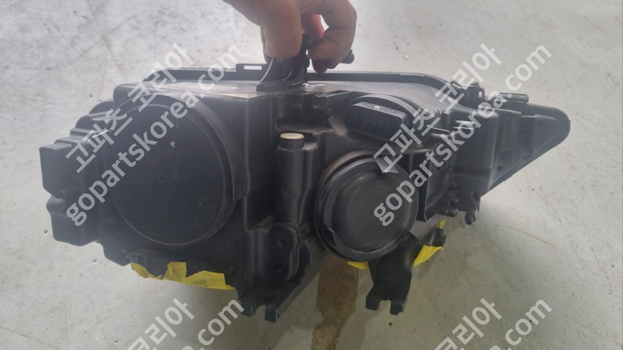 아우디 A4 B8 8K 후기 헤드라이트 운전석 사진 3