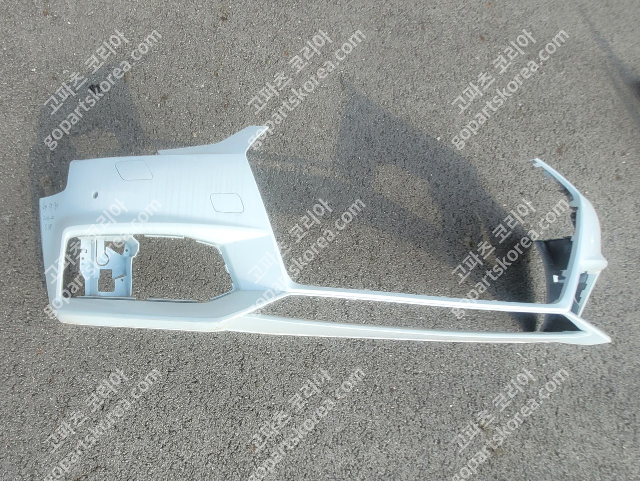 아우디 A4 B9 전기 앞범퍼 S4 S라인 사진 3