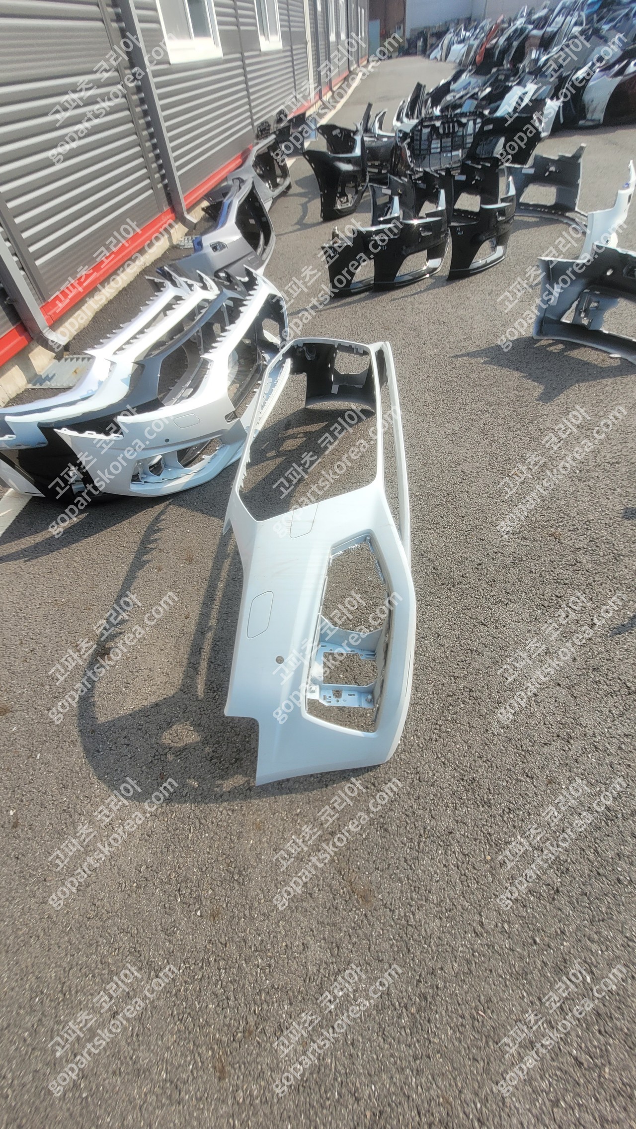 아우디 A4 B9 후기 앞범퍼 일반타입 사진 2