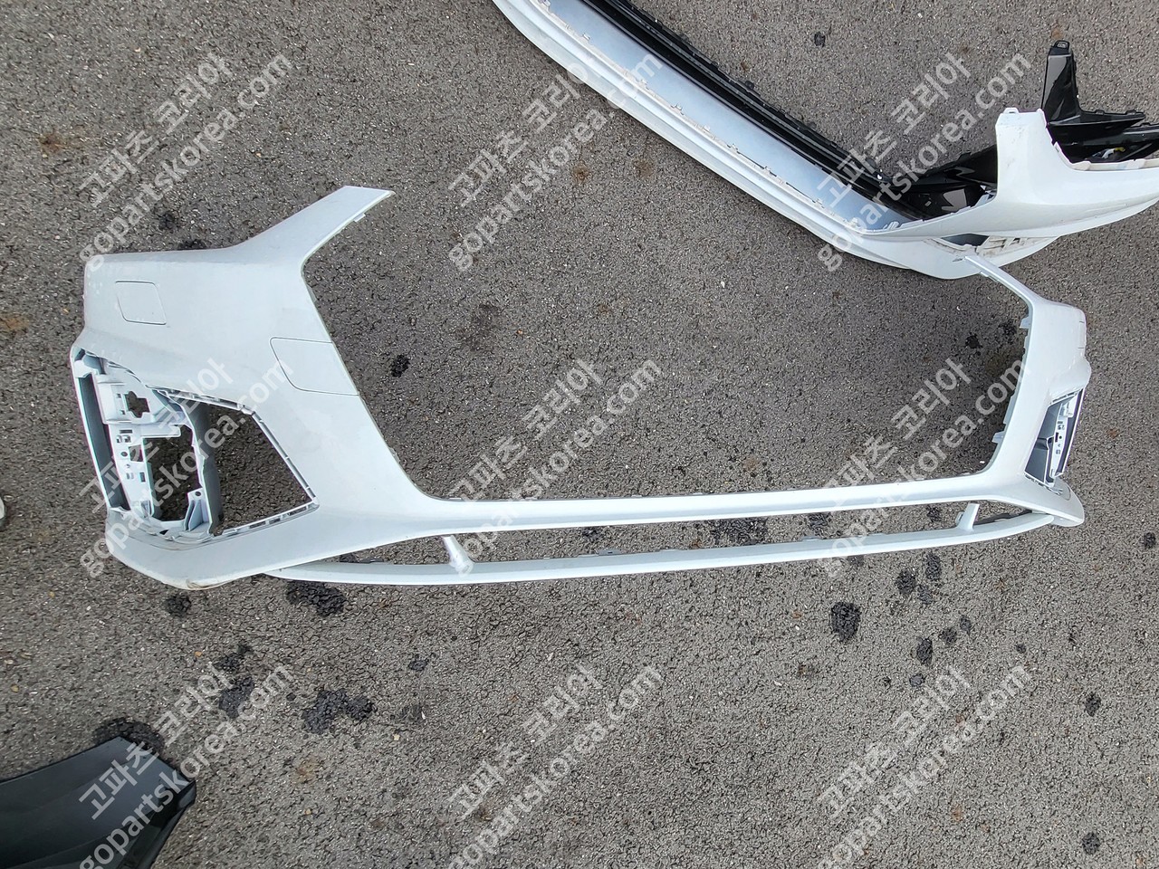 아우디 A5 후기 앞범퍼 중고