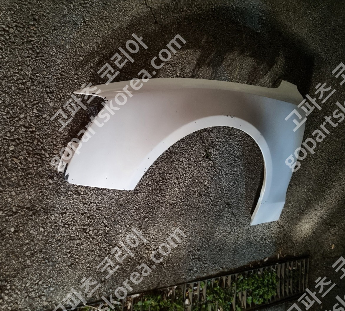 아우디 A5 휀더 운전석 앞휀더 중고