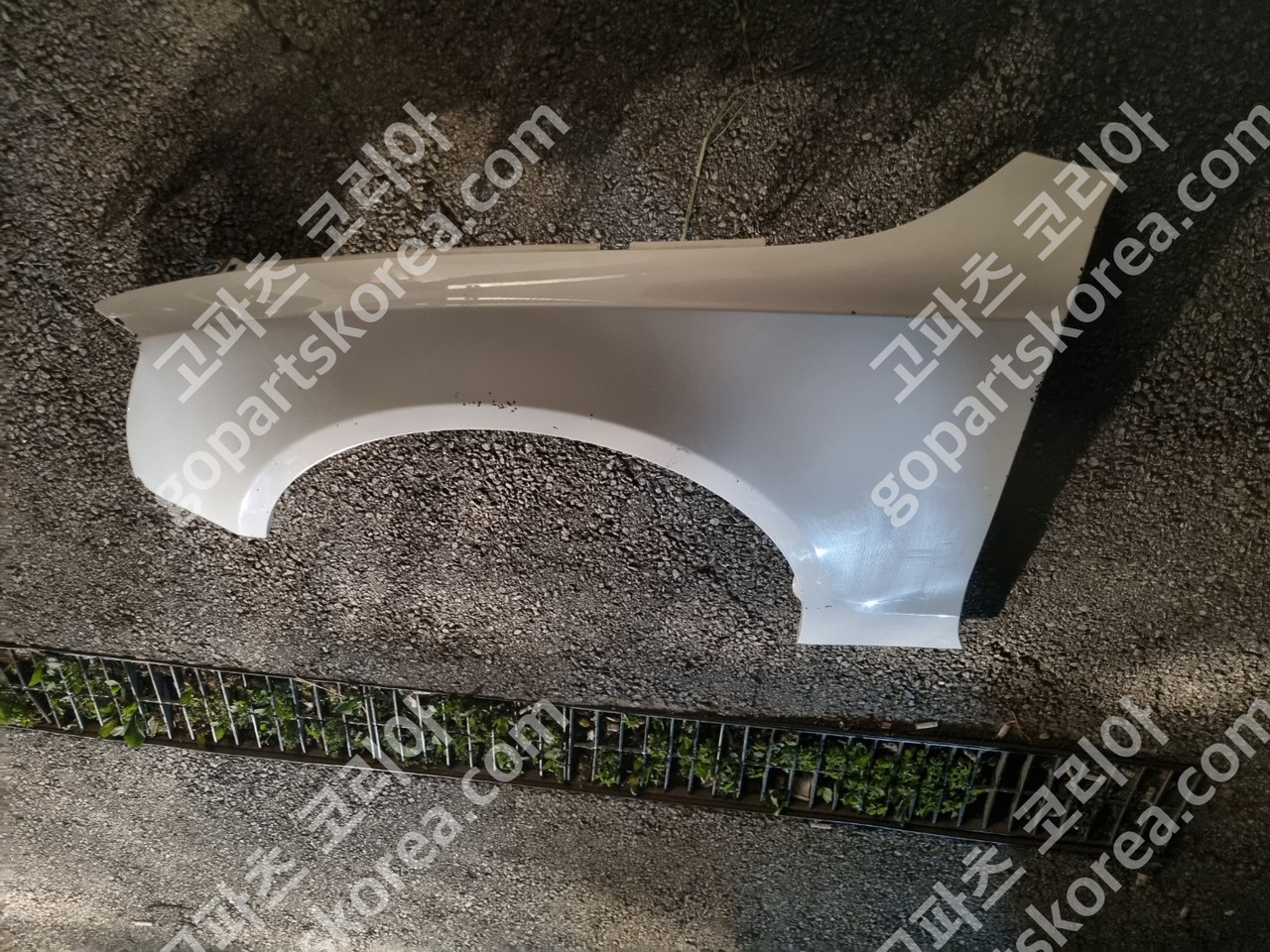아우디 A5 휀더 운전석 앞휀더 사진 2