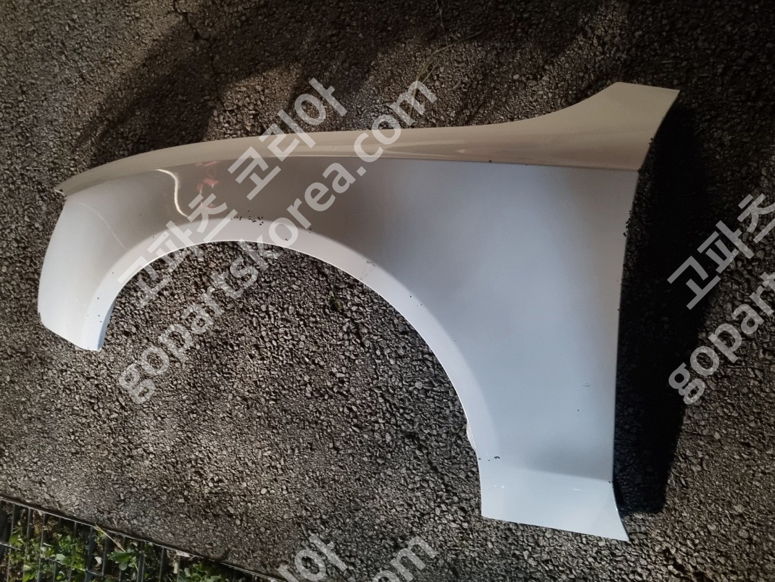 아우디 A5 휀더 운전석 앞휀더 사진 3