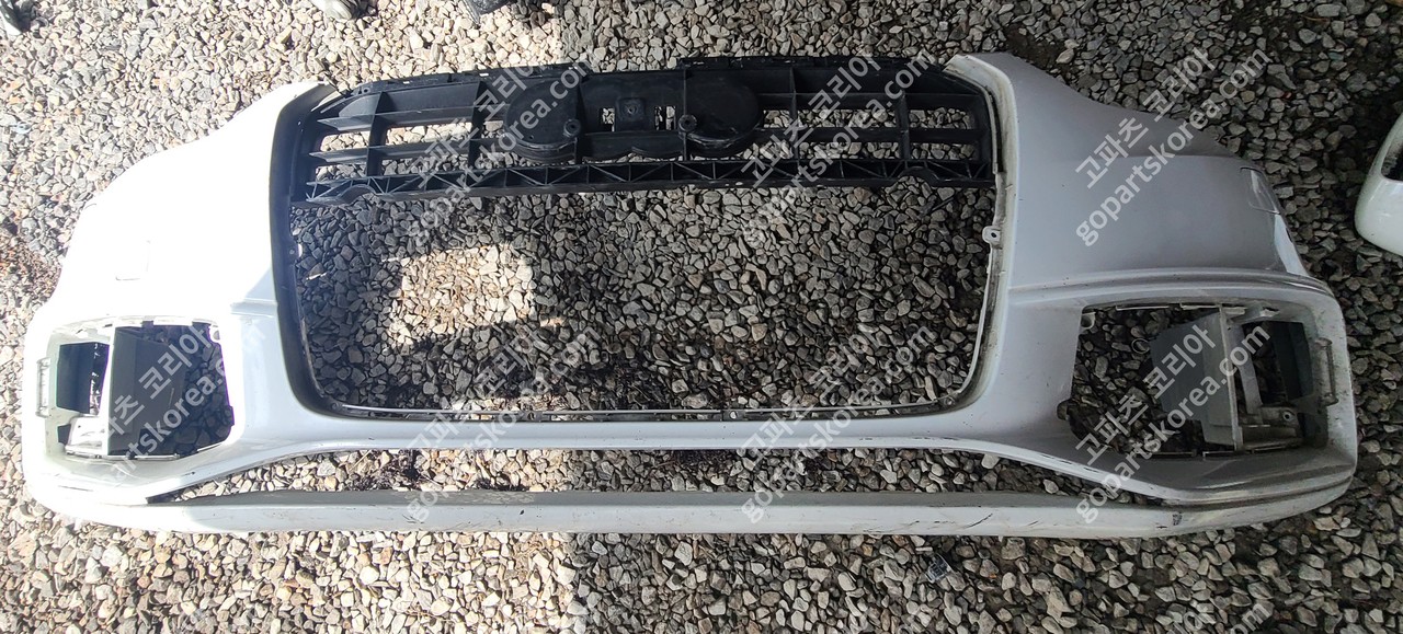 아우디 A5 8T 후기 앞범퍼 S라인 중고