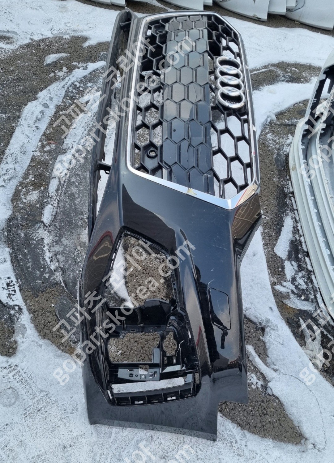 아우디 A5 B9 8W6 후기 앞범퍼 사진 3