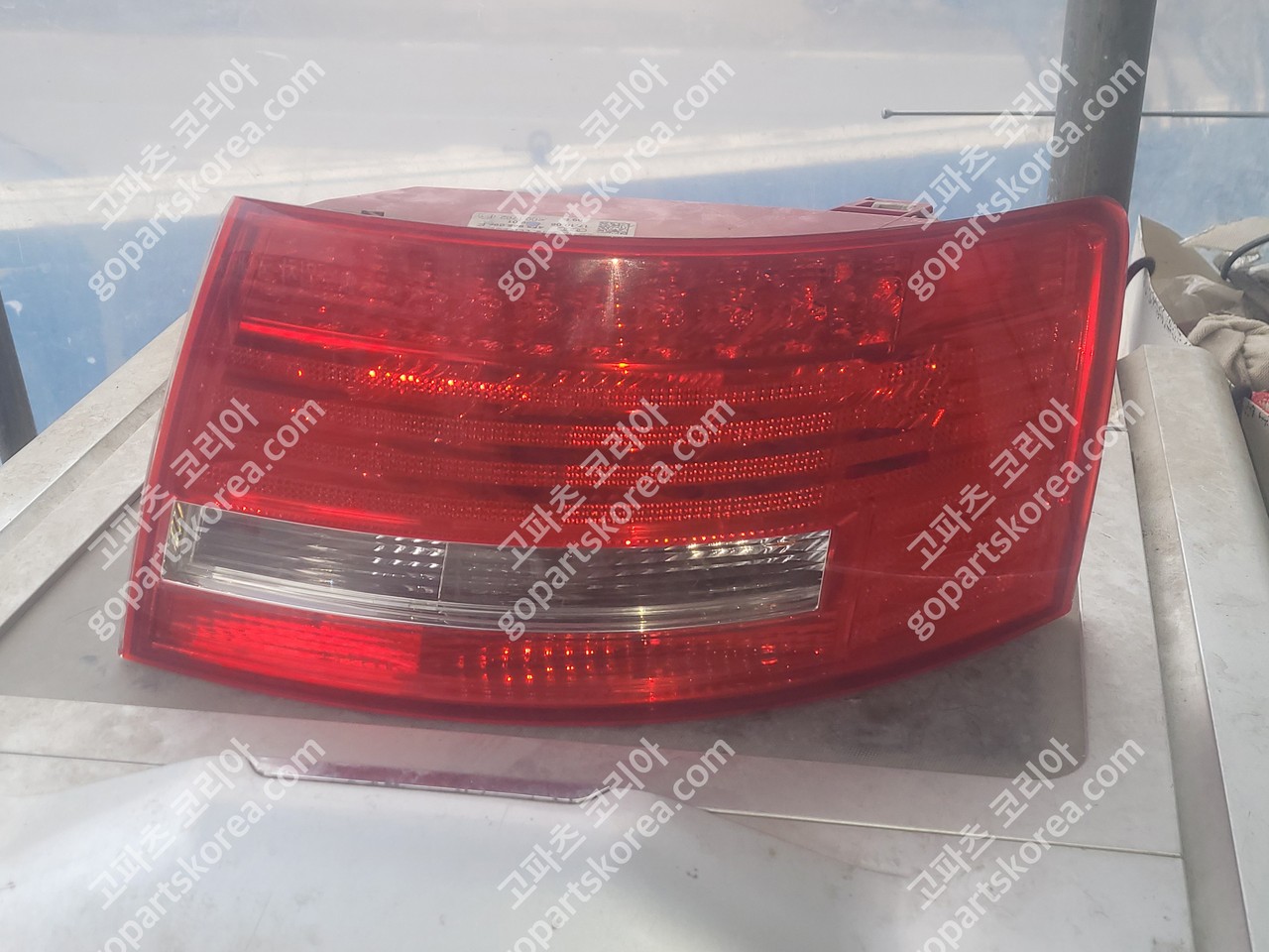 아우디 A6 C6 전기 테일램프 조수석 사진 3