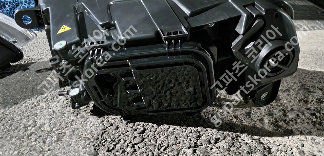 아우디 A6 C6 전기 헤드라이트 조수석 에프터신품 사진 2