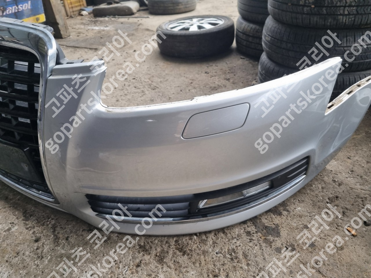 아우디 A6 C6 후기 앞범퍼 그릴포함 앗세이 사진 3