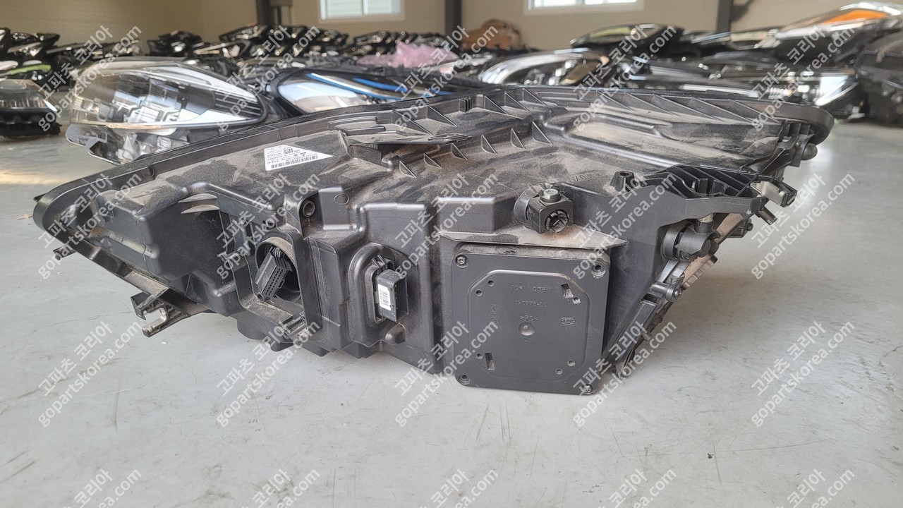 아우디 A6 C7 전기 헤드라이트 조수석 LED타입 사진 2