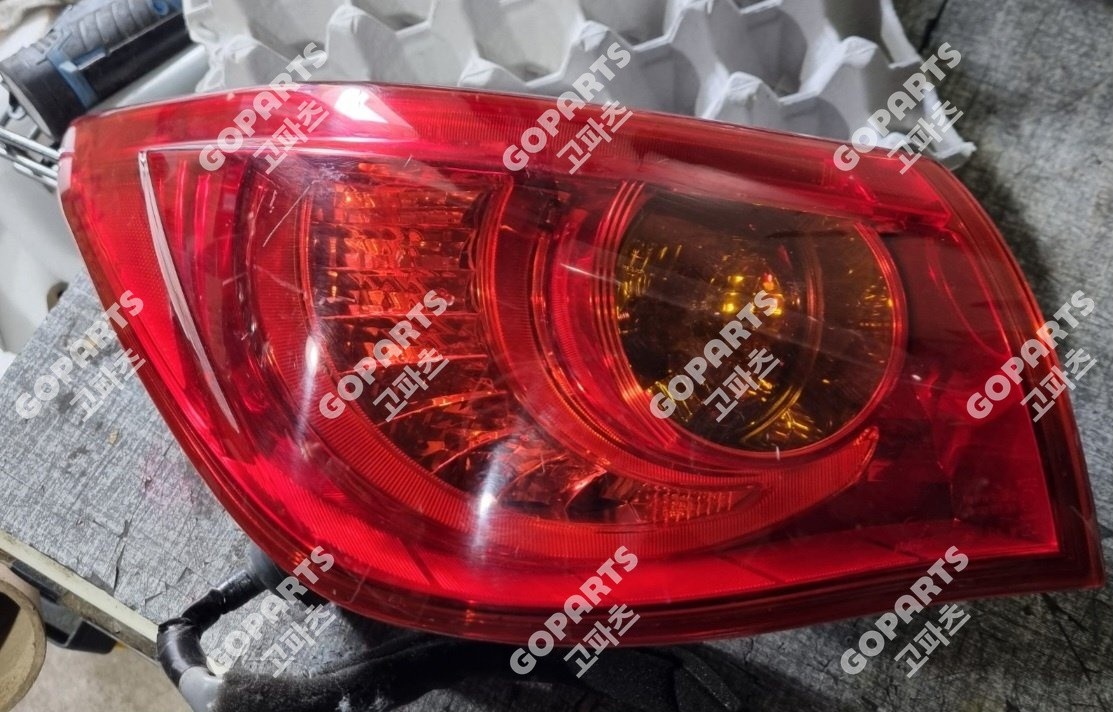 인피니티 Q50 운전석후미등테일램프 중고