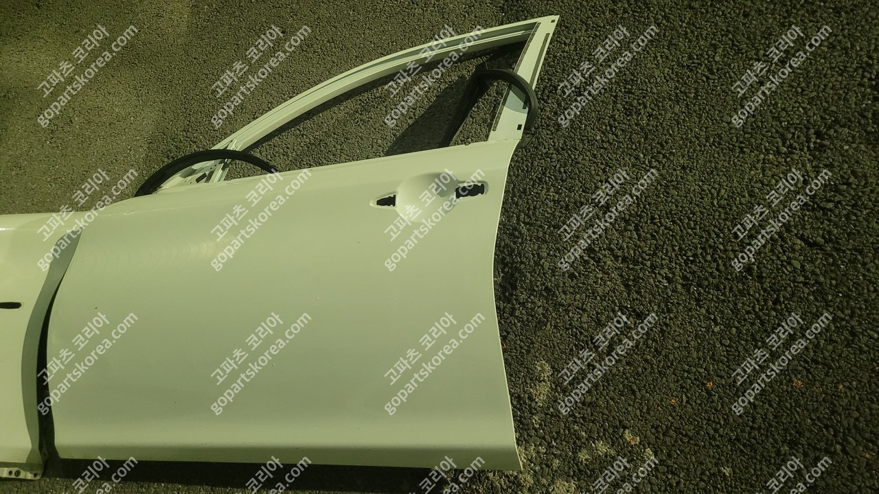 인피니티 QX70 도어 운전석 앞도어 사진 3